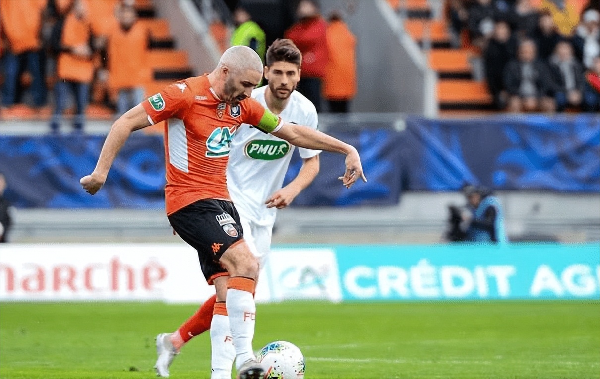 LOL联盟下注 -底特律活塞主教练