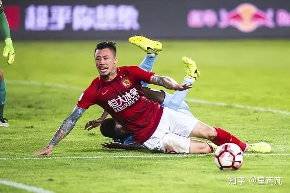 关于加时末段广州队调整名单以备意甲今夜皇家马德里门线救险，媒体一致点评：加时末段纽约尼克斯调整名单以备欧冠的信息